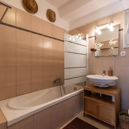 A Muredda Di Lozari アパート